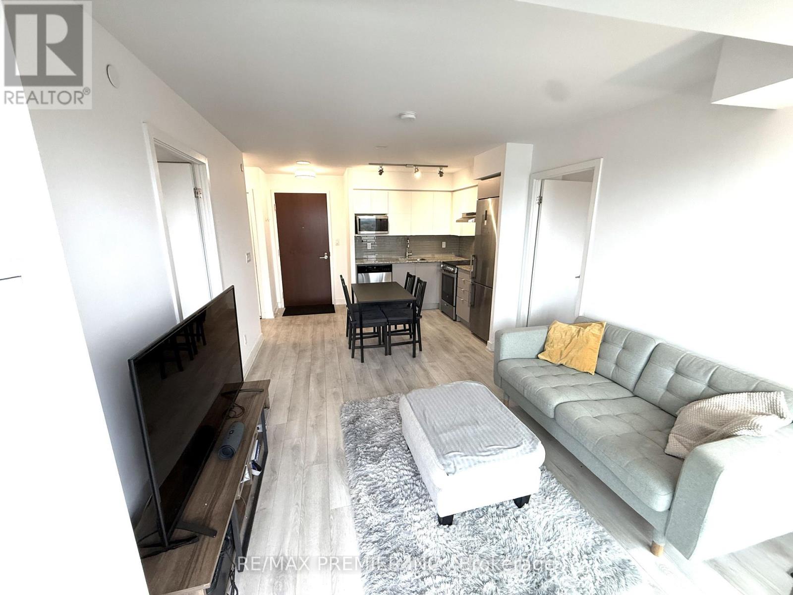 1413 - 120 Varna Drive, Toronto, Ontario  M6A 0B3 - Photo 7 - C12508720