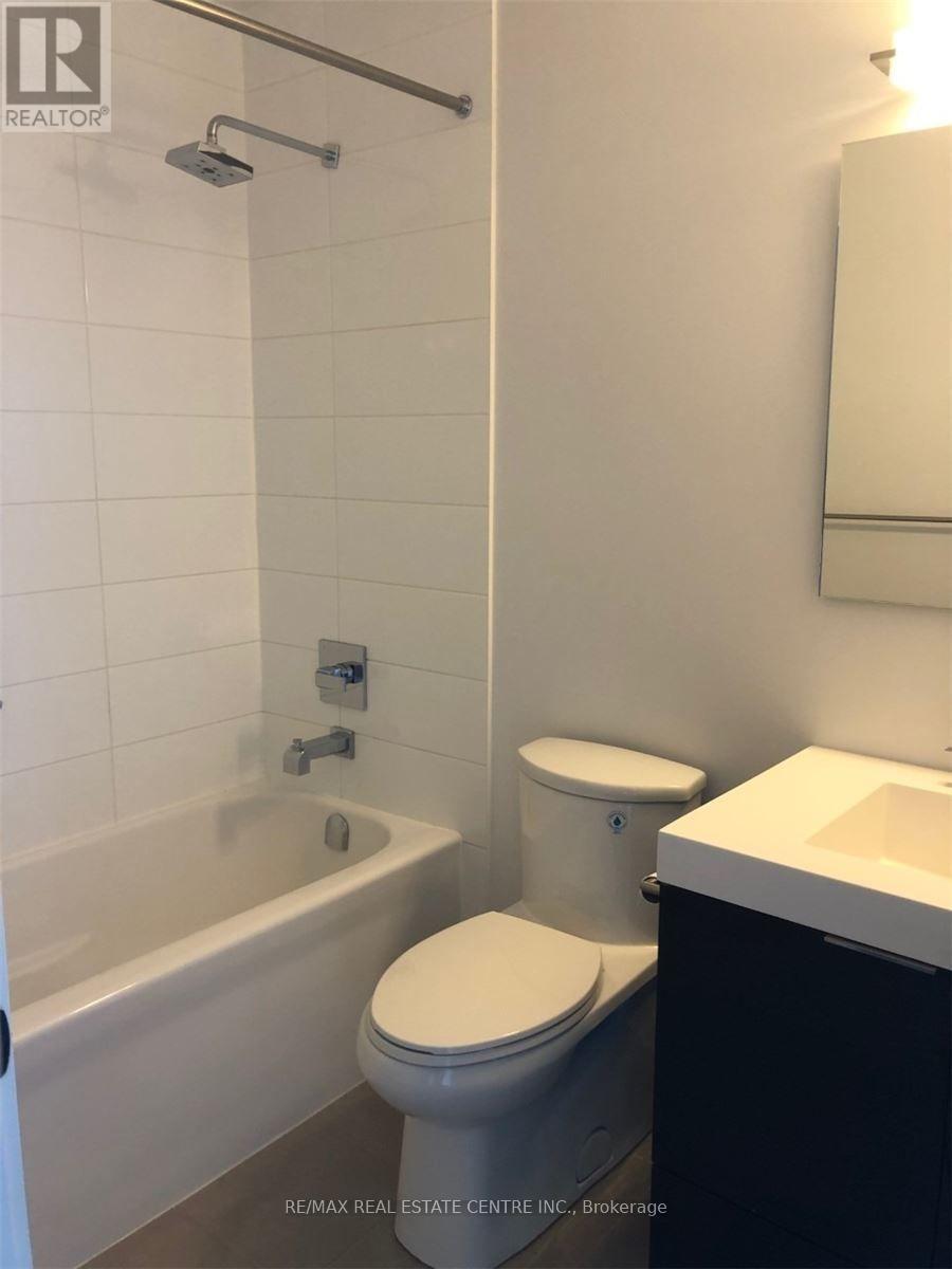 3209 - 318 Richmond Street W, Toronto, Ontario  M5V 1X2 - Photo 5 - C12508726