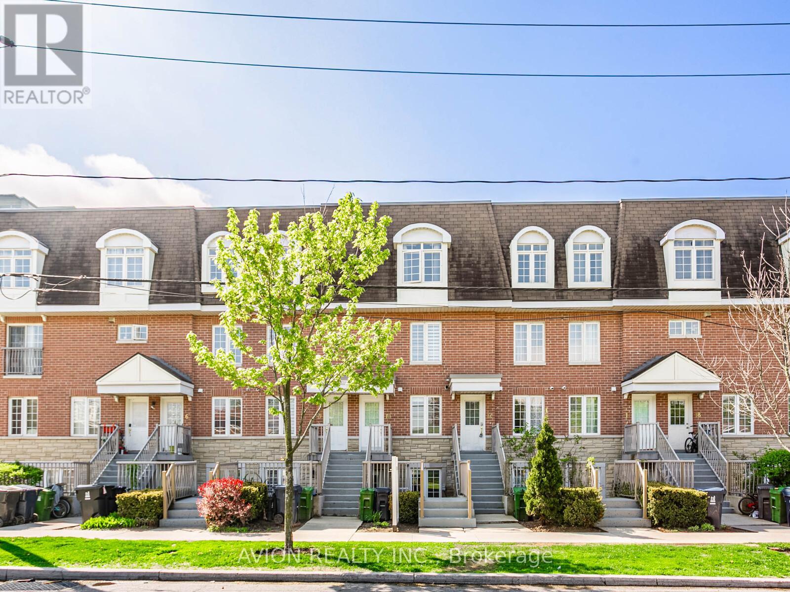 11 - 45 CEDARCROFT BOULEVARD, Toronto, Ontario