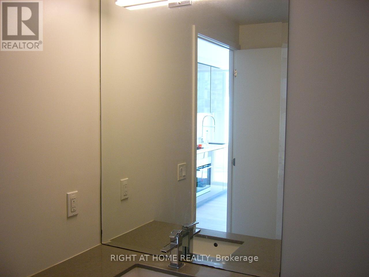 523 - 15 Queens Quay E, Toronto, Ontario  M5E 0C5 - Photo 11 - C12508904