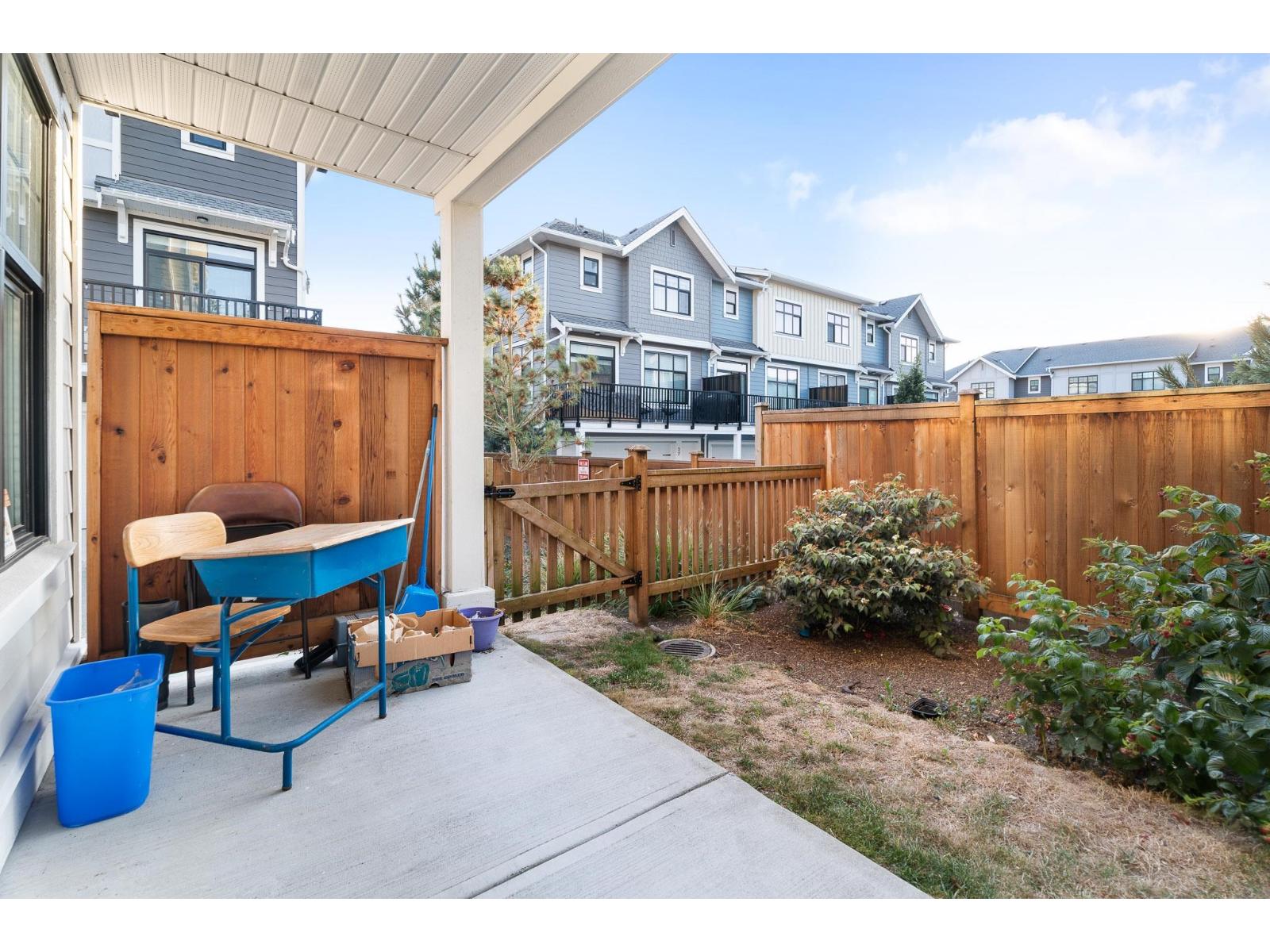 17 20327 72b Avenue, Langley, British Columbia V2Y 4J6 - Photo 8 - R3064462