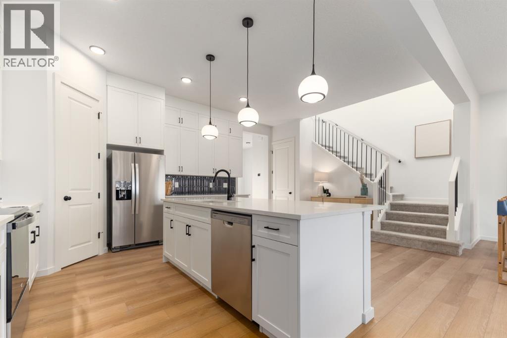 80 Creekside Path Sw, Calgary, Alberta  T2X 0G7 - Photo 11 - A2257842