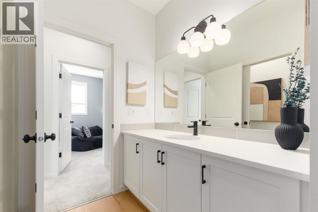 80 Creekside Path Sw, Calgary, Alberta  T2X 0G7 - Photo 37 - A2257842