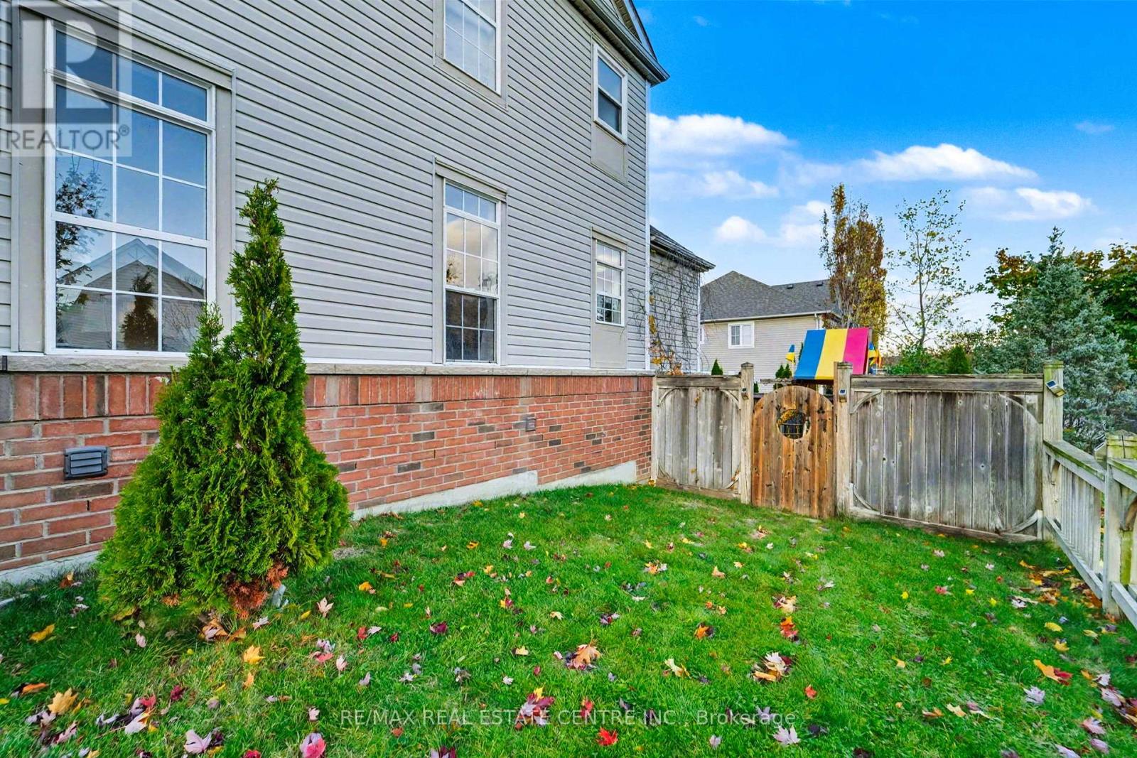 56 Vanguard Drive, Whitby, Ontario  L1M 2N8 - Photo 43 - E12508456