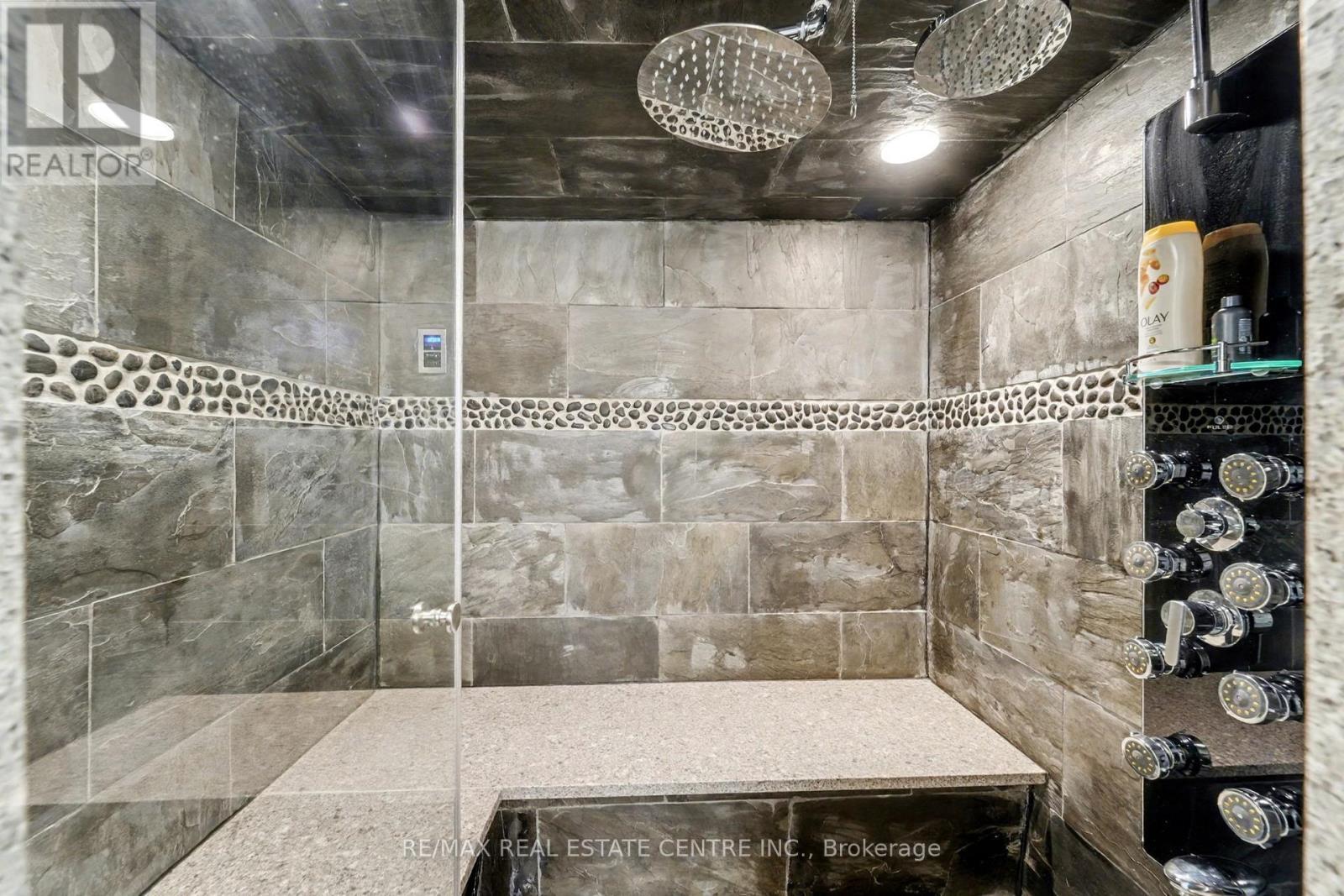 56 Vanguard Drive, Whitby, Ontario  L1M 2N8 - Photo 38 - E12508456