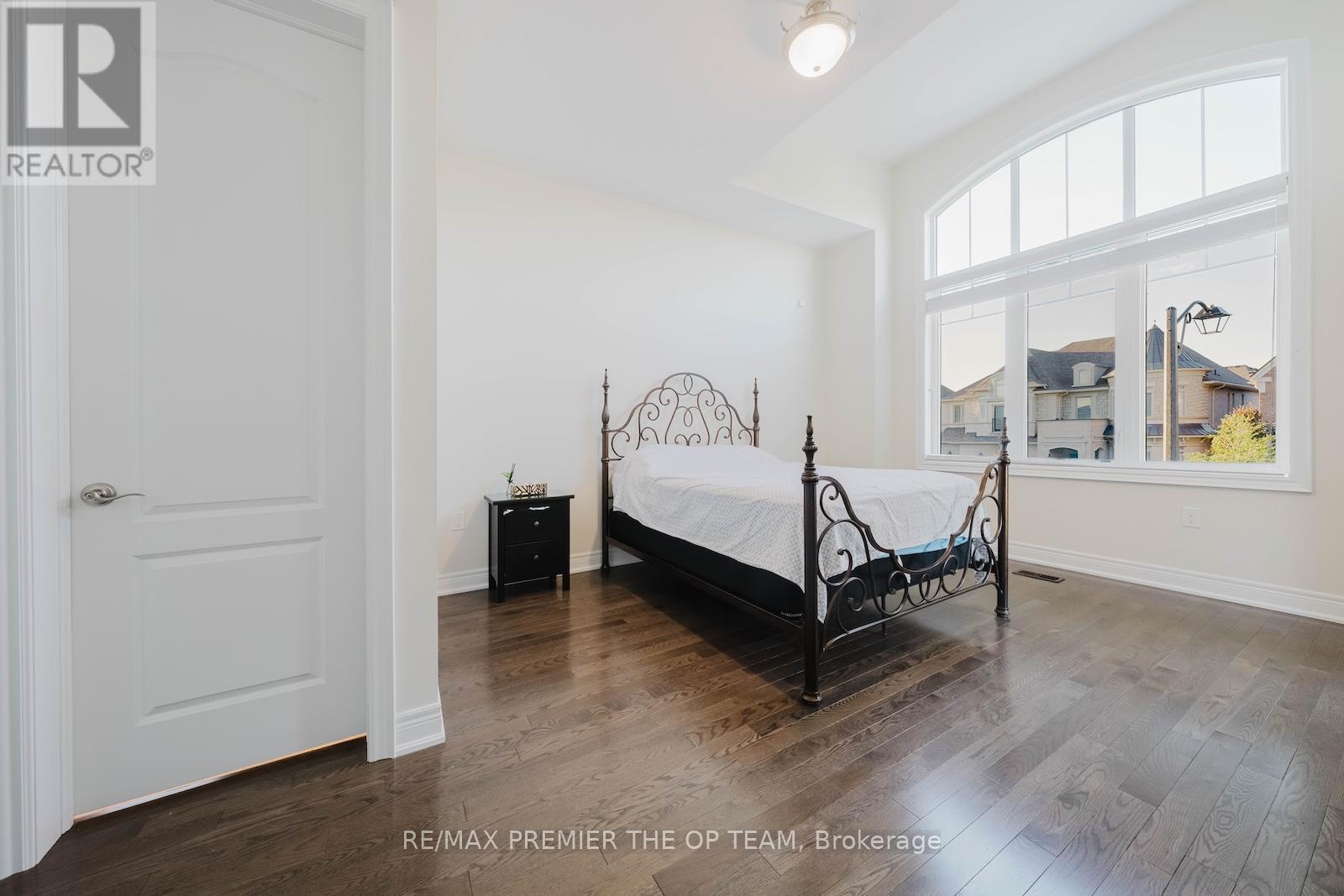 70 Torgan Trail, Vaughan, Ontario  L4H 3X6 - Photo 37 - N12447741