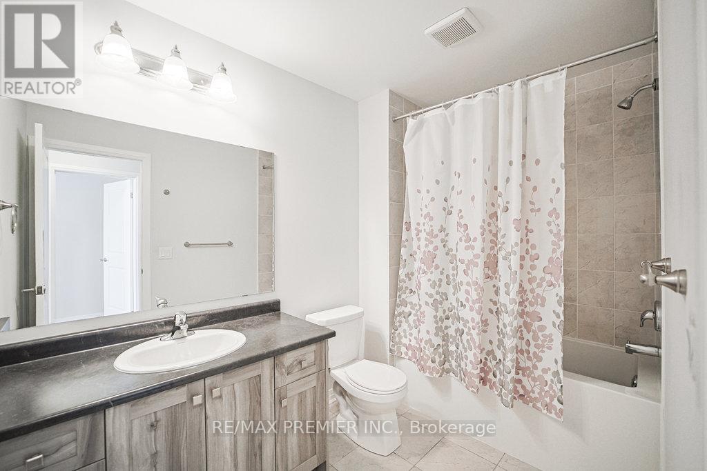 131 Landolfi Way, Bradford West Gwillimbury, Ontario  L3Z 4L7 - Photo 14 - N12497876