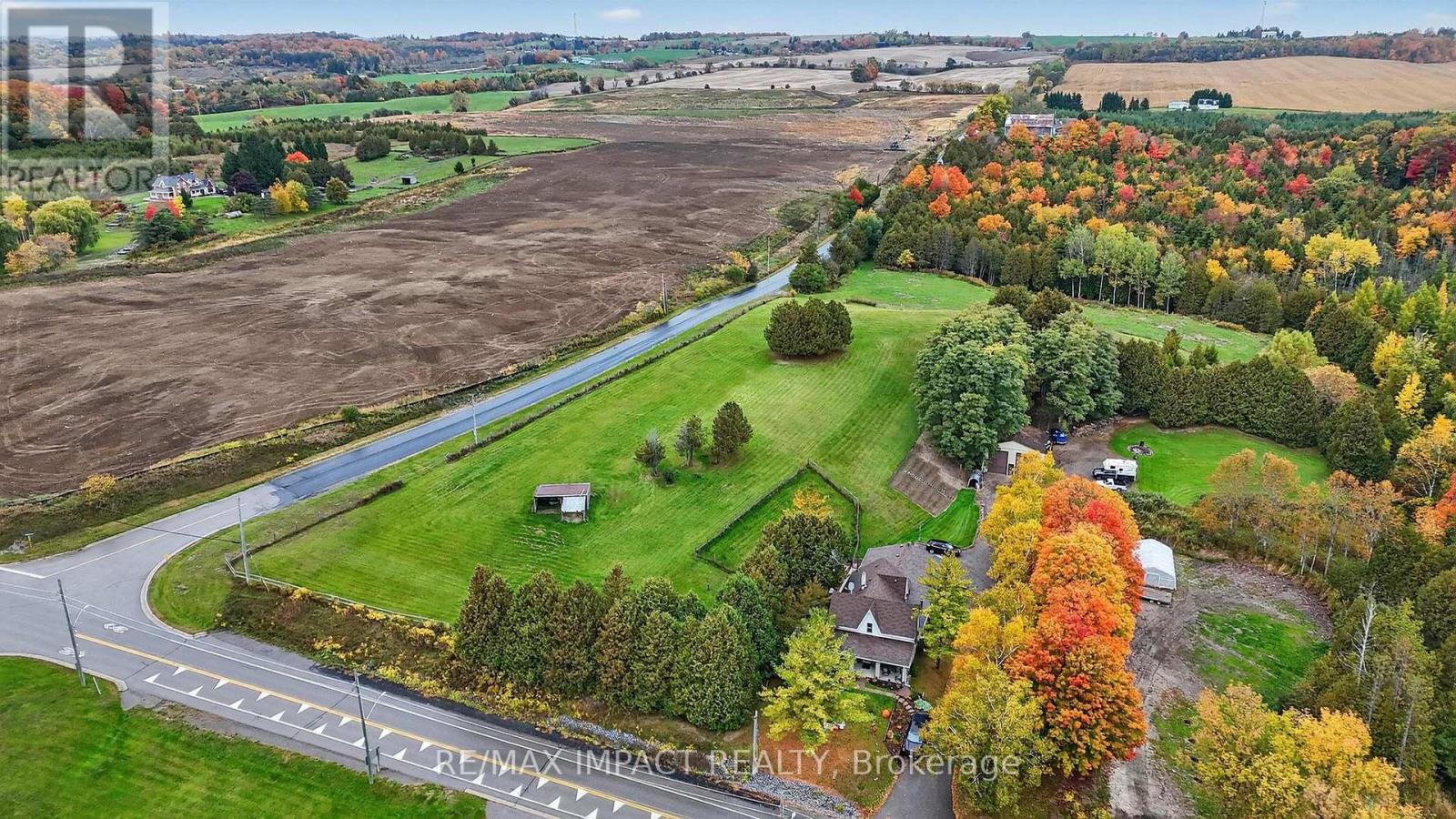 272 RAGLAN ROAD W, Oshawa, Ontario