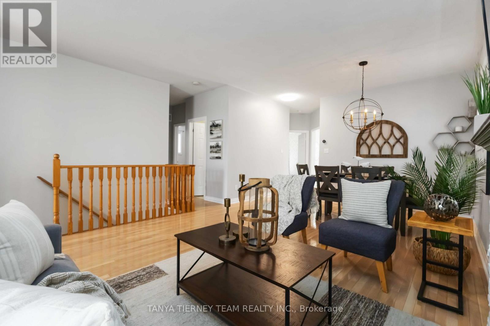 26 Wilshire Drive, Whitby, Ontario  L1M 2C9 - Photo 7 - E12508660