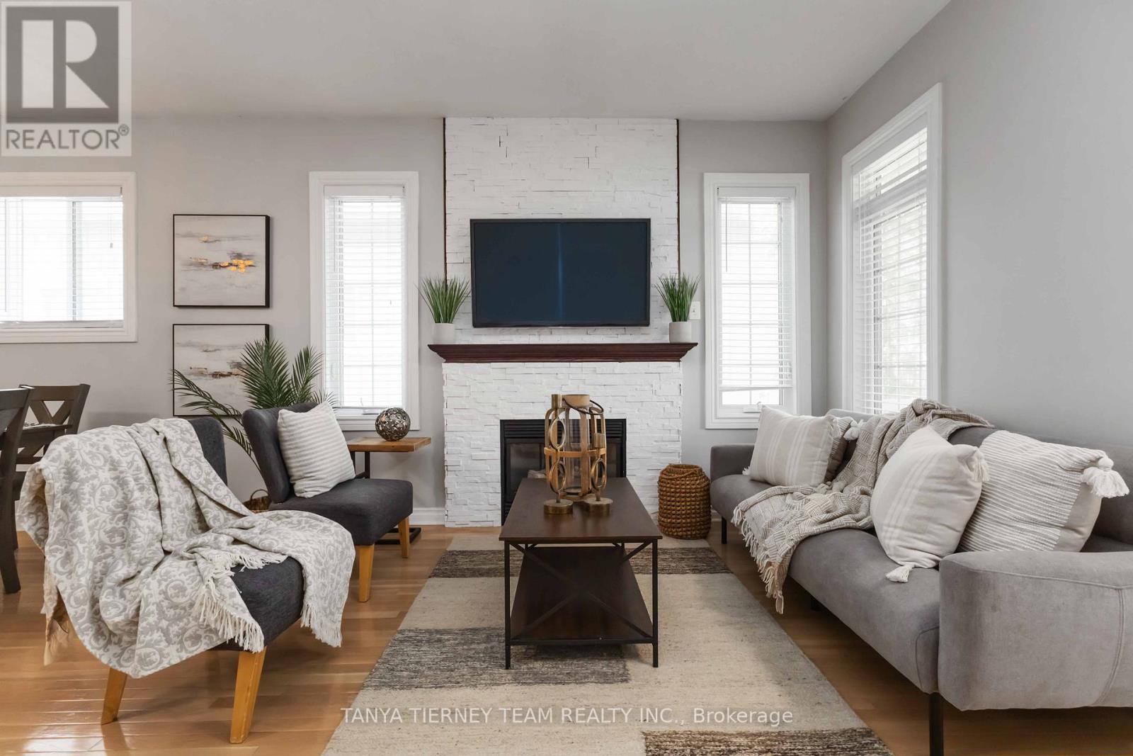 26 Wilshire Drive, Whitby, Ontario  L1M 2C9 - Photo 9 - E12508660