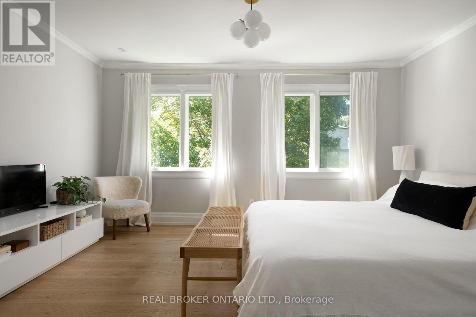 5 Wembley Drive, Toronto, Ontario  M4L 3C9 - Photo 10 - E12508690