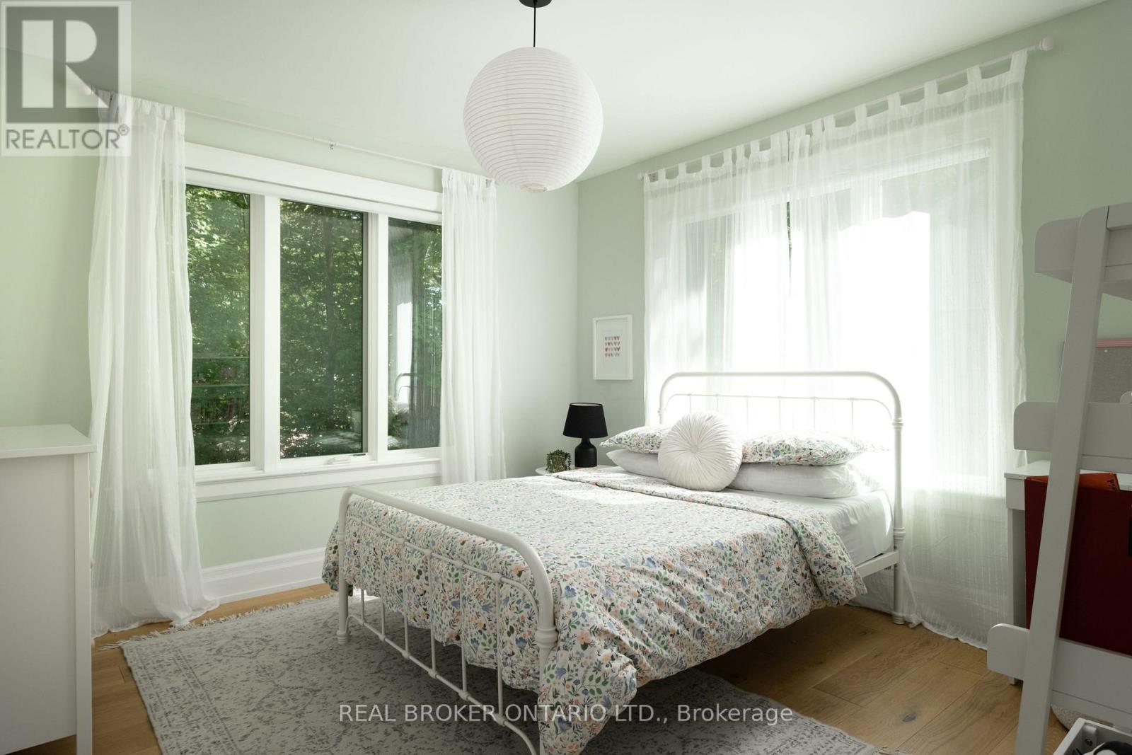 5 Wembley Drive, Toronto, Ontario  M4L 3C9 - Photo 12 - E12508690