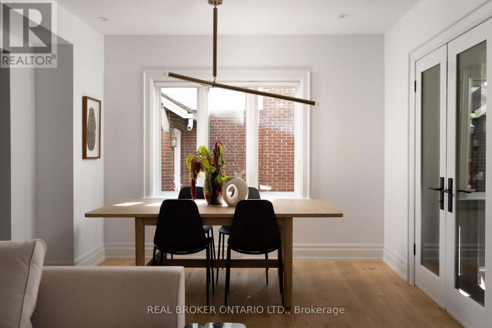 5 Wembley Drive, Toronto, Ontario  M4L 3C9 - Photo 4 - E12508690