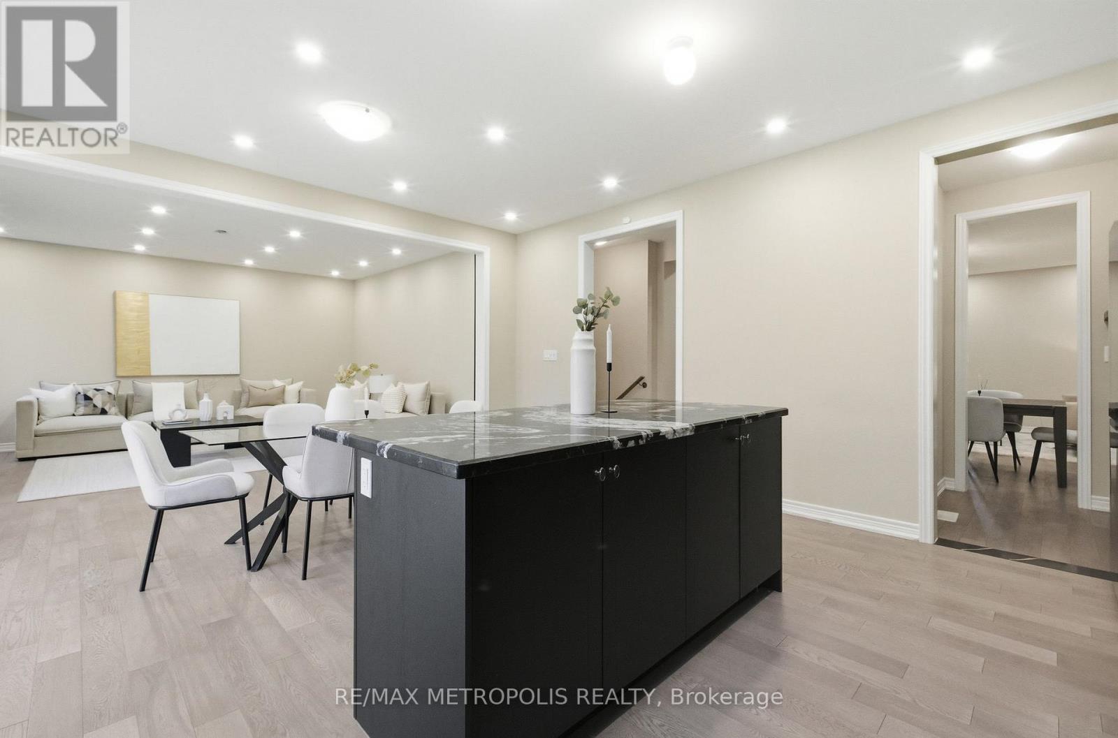 35 Fruitful Crescent, Whitby, Ontario L1P 0N3 - Photo 10 - E12508794