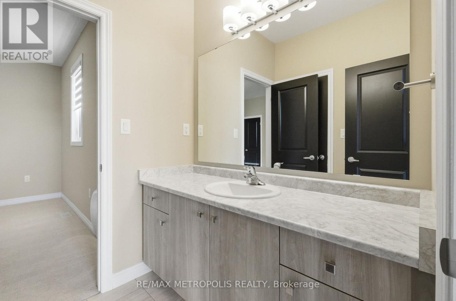 35 Fruitful Crescent, Whitby, Ontario L1P 0N3 - Photo 32 - E12508794