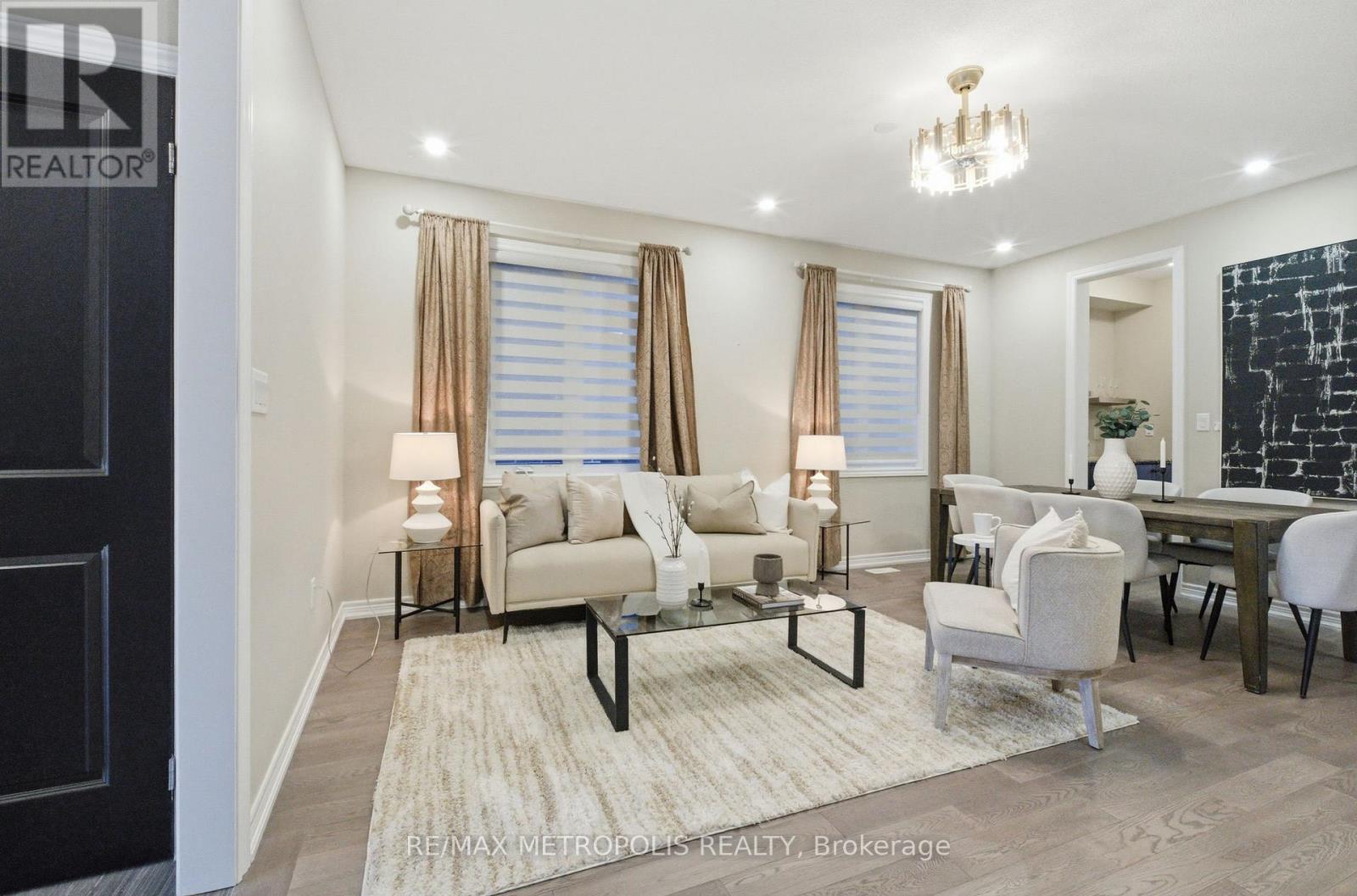 35 Fruitful Crescent, Whitby, Ontario L1P 0N3 - Photo 5 - E12508794