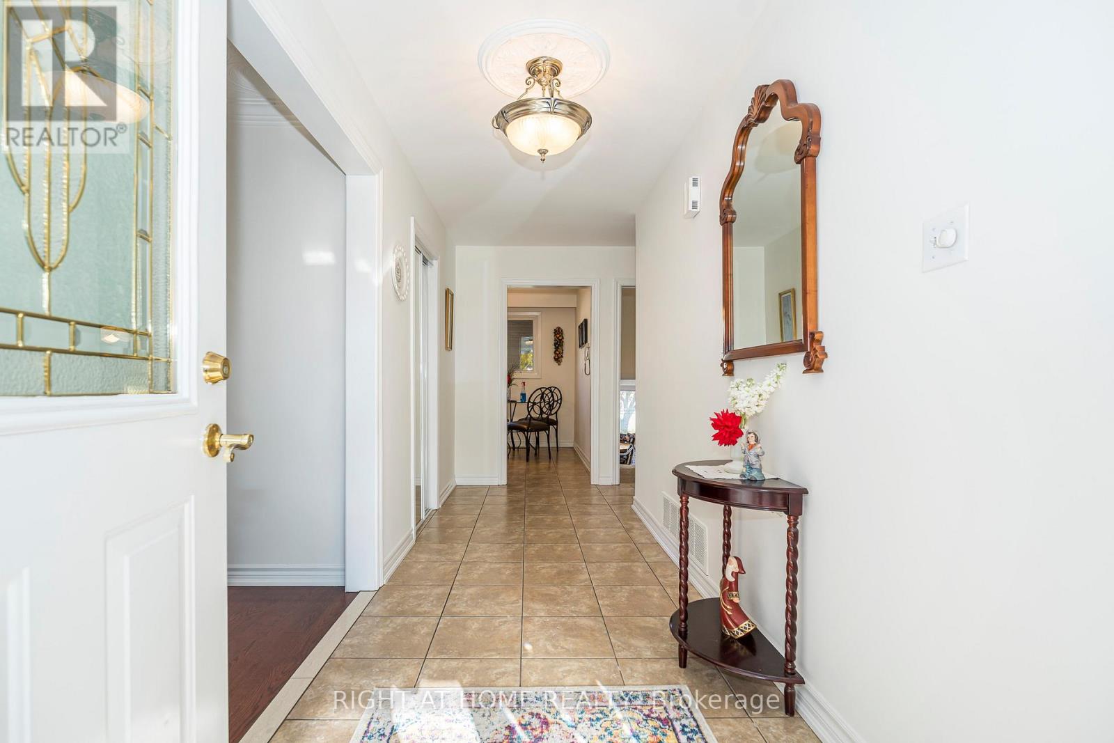 12 Scarden Avenue, Toronto, Ontario  M1T 1V9 - Photo 5 - E12508810