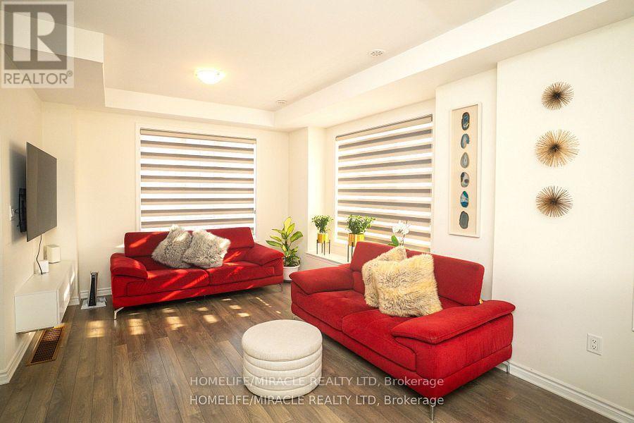 3251 Brigadier Avenue, Pickering, Ontario  L1X 0N1 - Photo 19 - E12508852