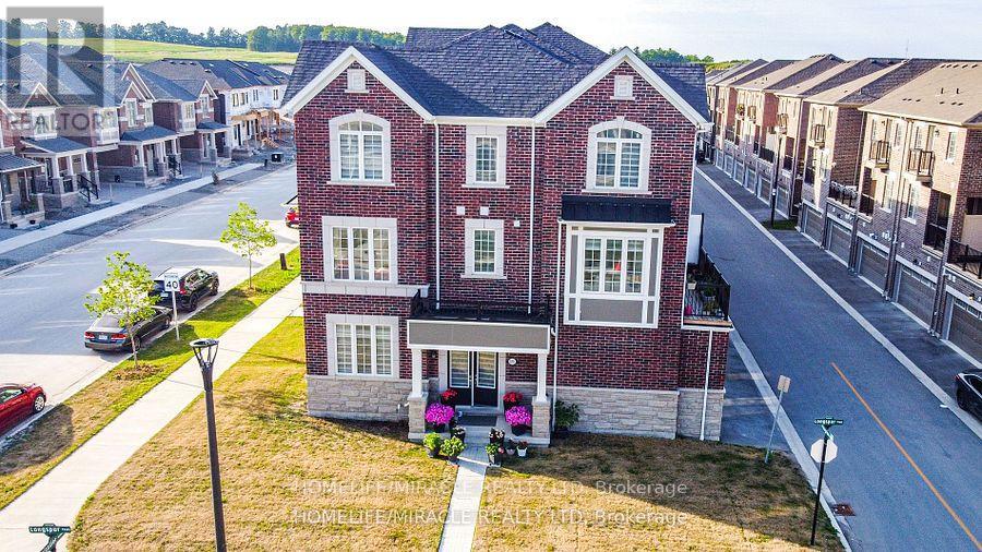 3251 Brigadier Avenue, Pickering, Ontario  L1X 0N1 - Photo 3 - E12508852