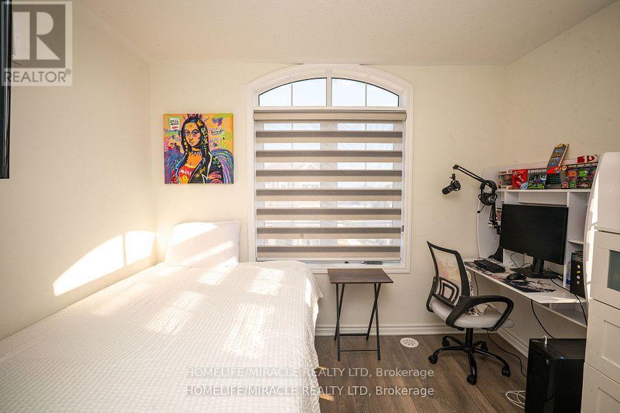 3251 Brigadier Avenue, Pickering, Ontario  L1X 0N1 - Photo 36 - E12508852