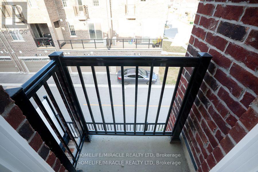 3251 Brigadier Avenue, Pickering, Ontario  L1X 0N1 - Photo 38 - E12508852