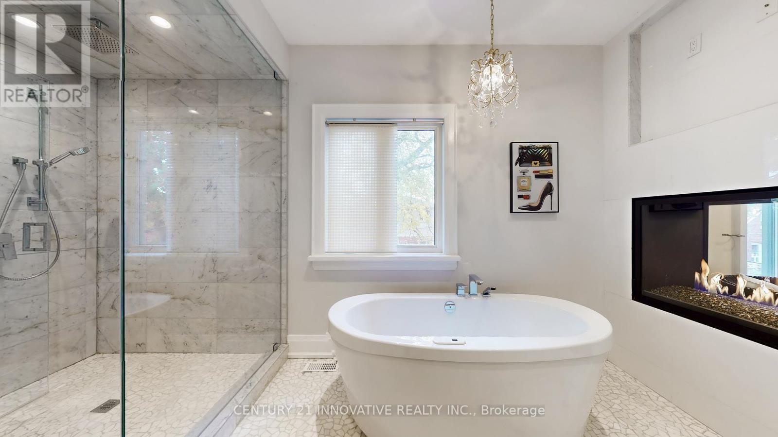 1 Dustan Crescent, Toronto, Ontario  M4J 4G4 - Photo 24 - E12508890
