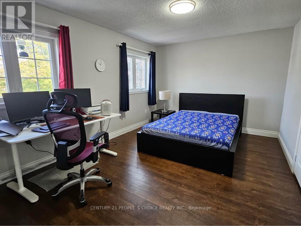 Upper - 19 Piane Avenue, Brampton, Ontario  L6Y 4Y7 - Photo 14 - W12504288