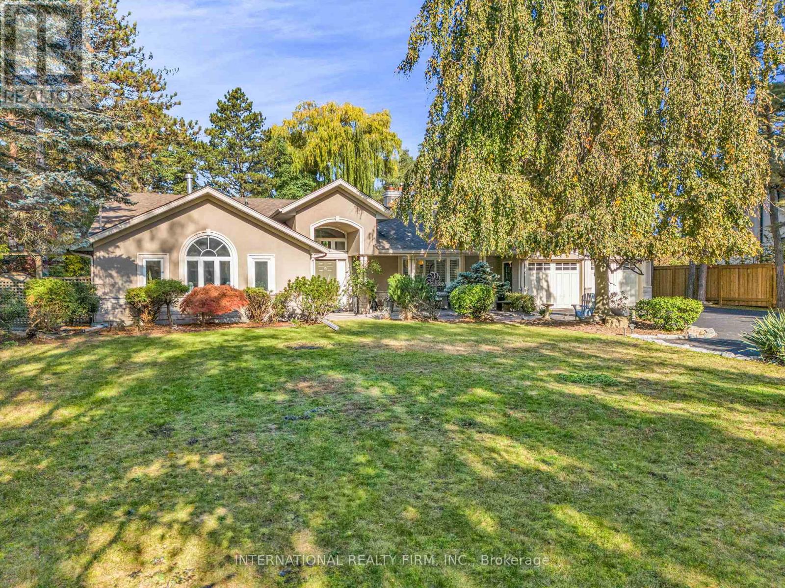 1049 Indian Road, Mississauga, Ontario  L5H 1R6 - Photo 49 - W12506016