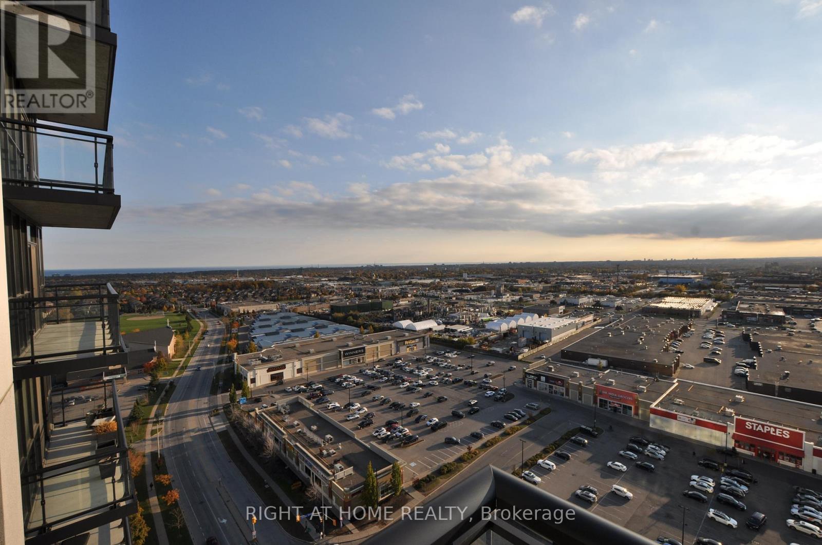 1705 - 3975 Grand Park Drive, Mississauga, Ontario  L5B 0K4 - Photo 25 - W12507228