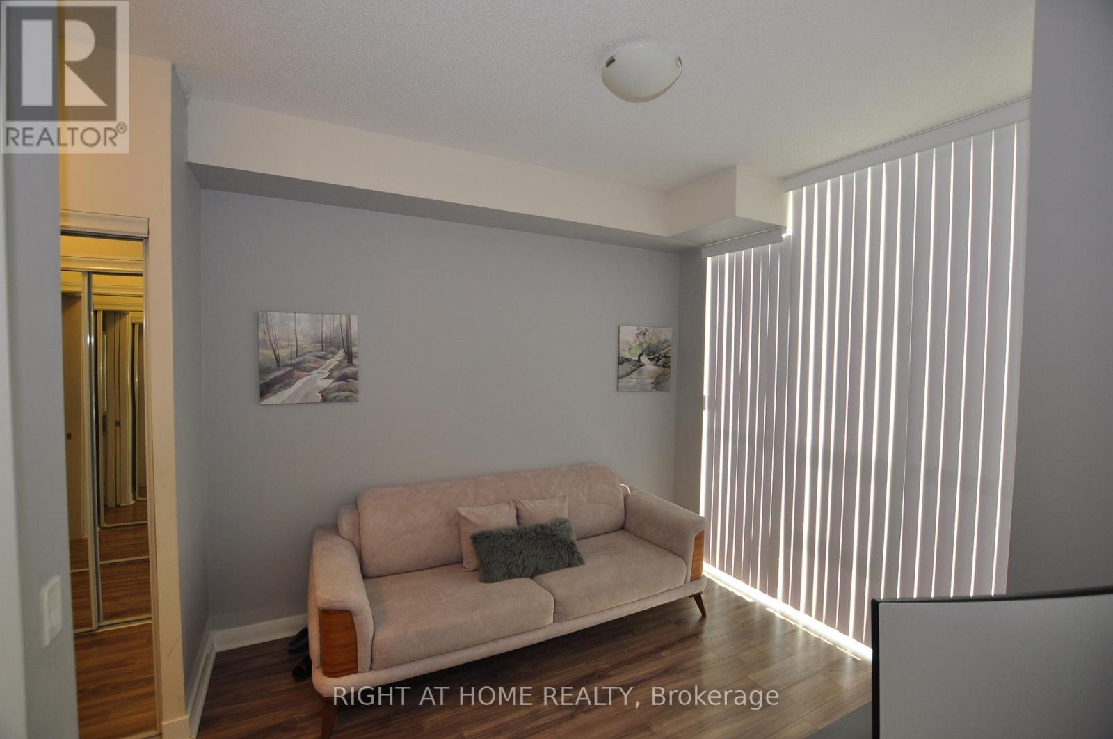 1705 - 3975 Grand Park Drive, Mississauga, Ontario  L5B 0K4 - Photo 15 - W12507228