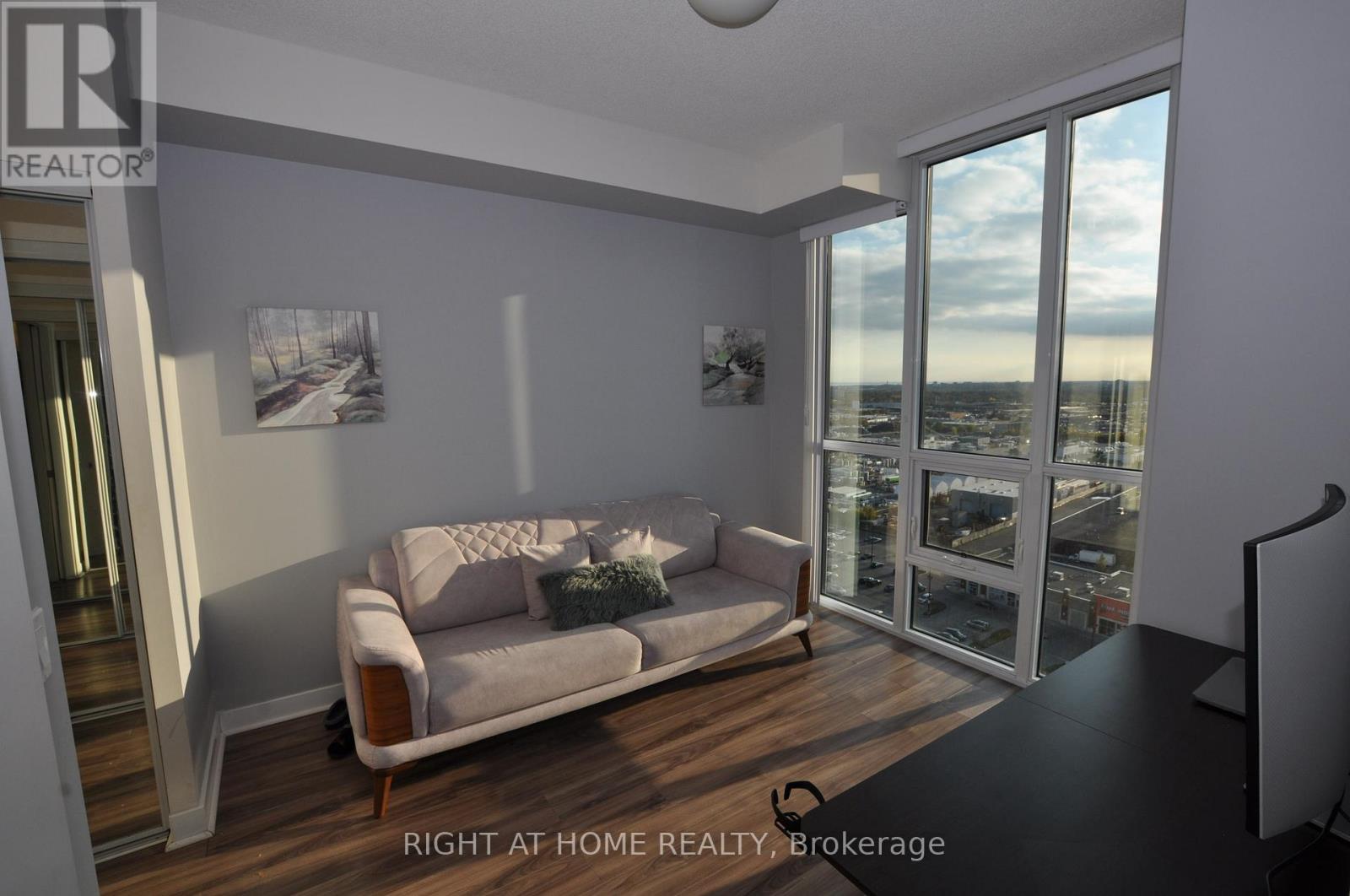 1705 - 3975 Grand Park Drive, Mississauga, Ontario  L5B 0K4 - Photo 19 - W12507228