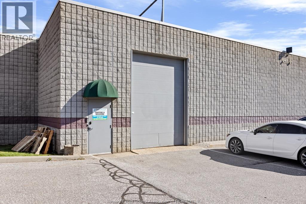 4510 Rhodes Unit# 330, Windsor, Ontario N8X 5K5 - Photo 2 - 25027999