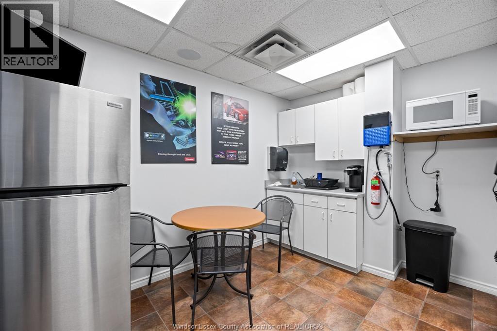 4510 Rhodes Unit# 330, Windsor, Ontario N8X 5K5 - Photo 8 - 25027999