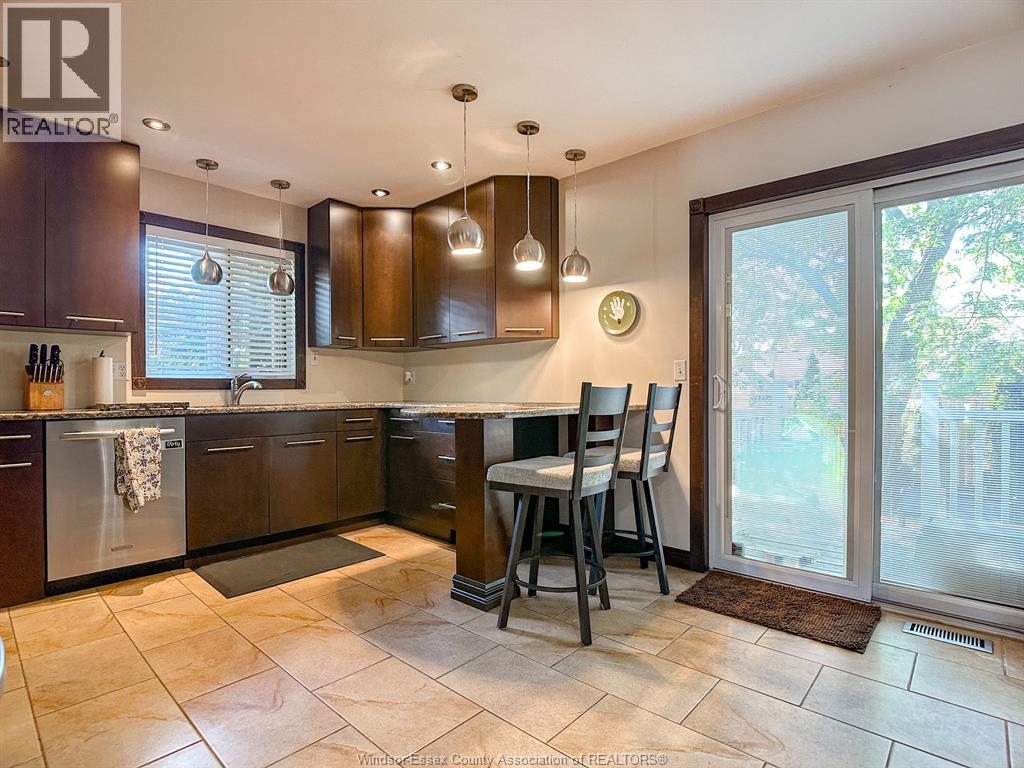 1235 Minto, Lasalle, Ontario N9J 3H8 - Photo 10 - 25027994