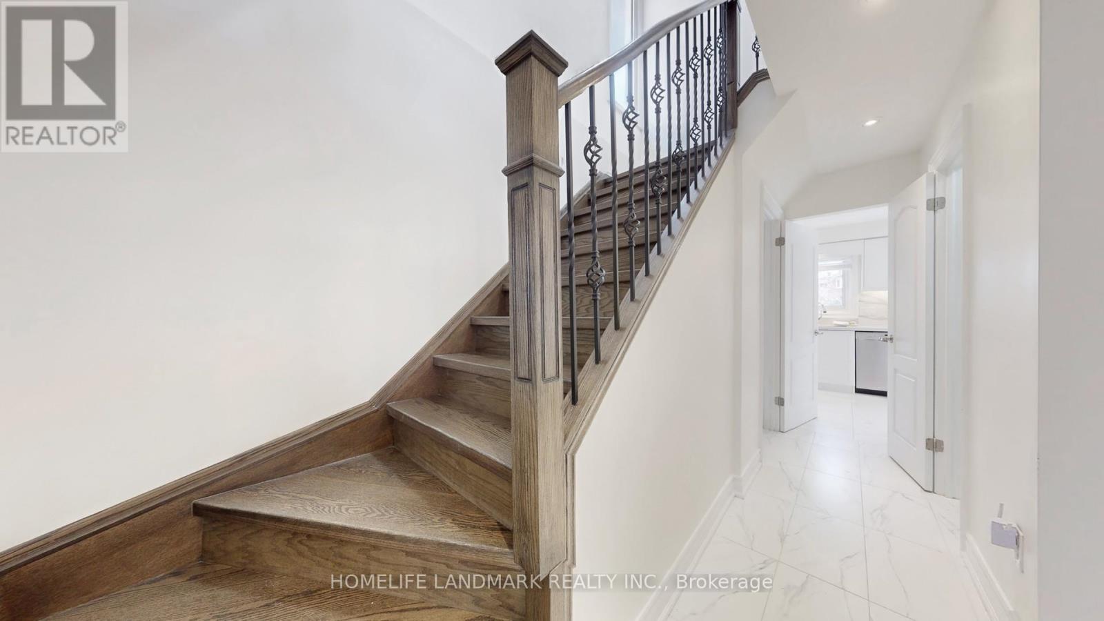 147 Risebrough Circuit, Markham, Ontario  L3R 3E2 - Photo 21 - N12508750