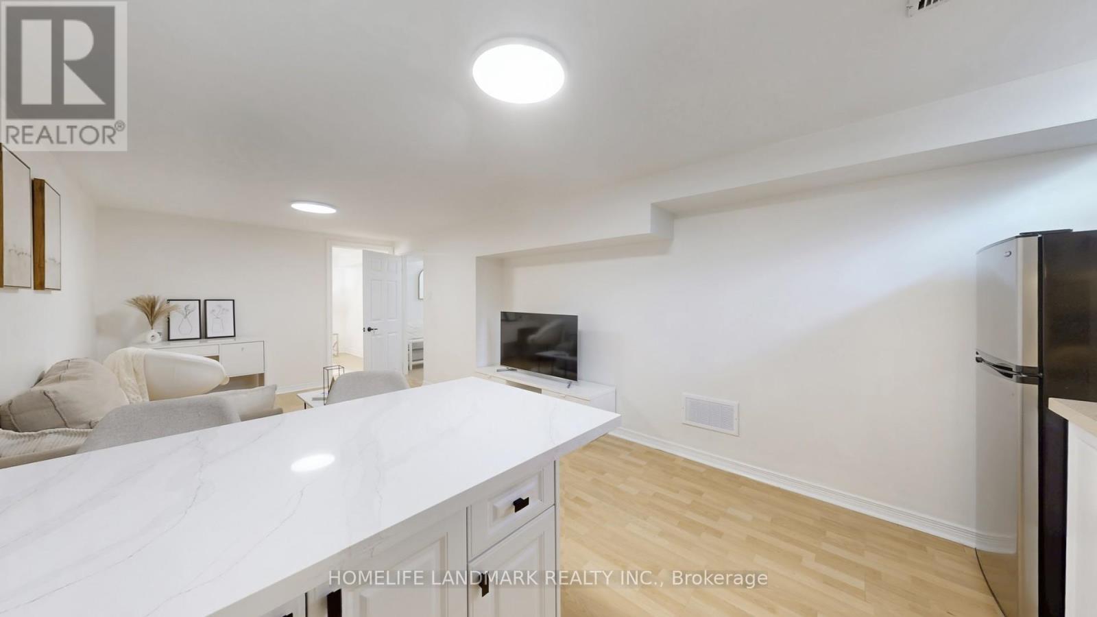 147 Risebrough Circuit, Markham, Ontario  L3R 3E2 - Photo 42 - N12508750