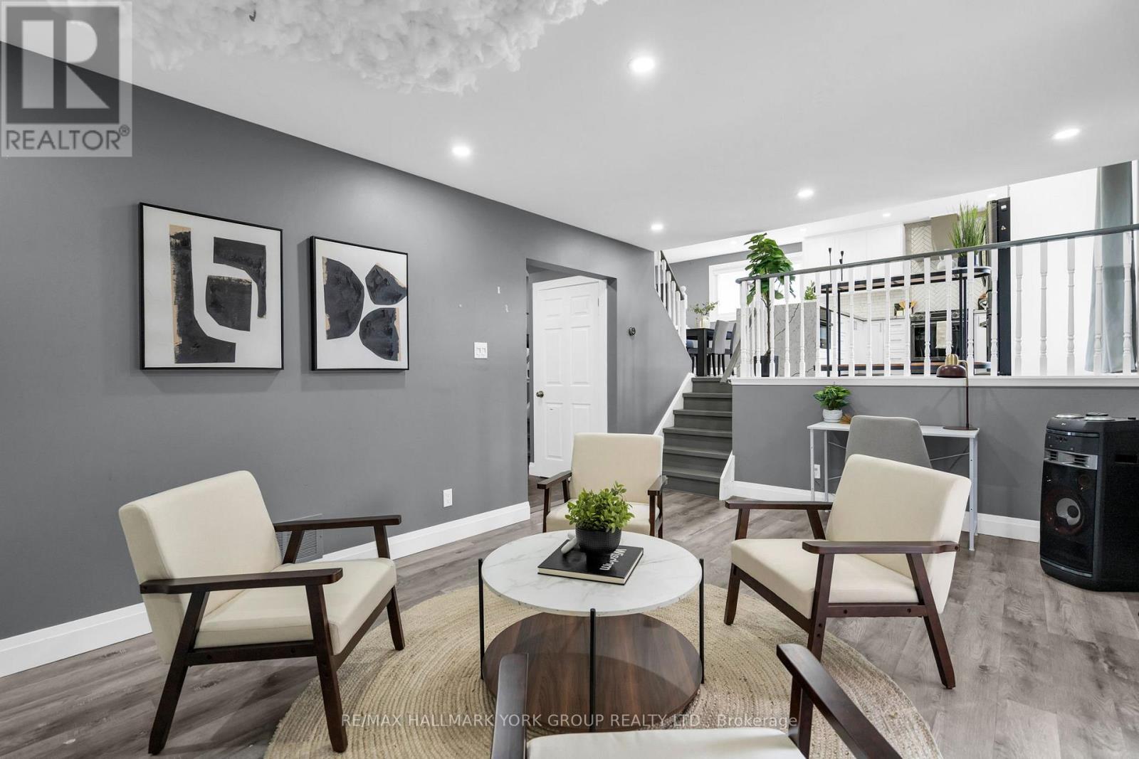 103 Wood Crescent, Bradford West Gwillimbury (Bradford), Ontario  L3Z 2G4 - Photo 8 - N12508806