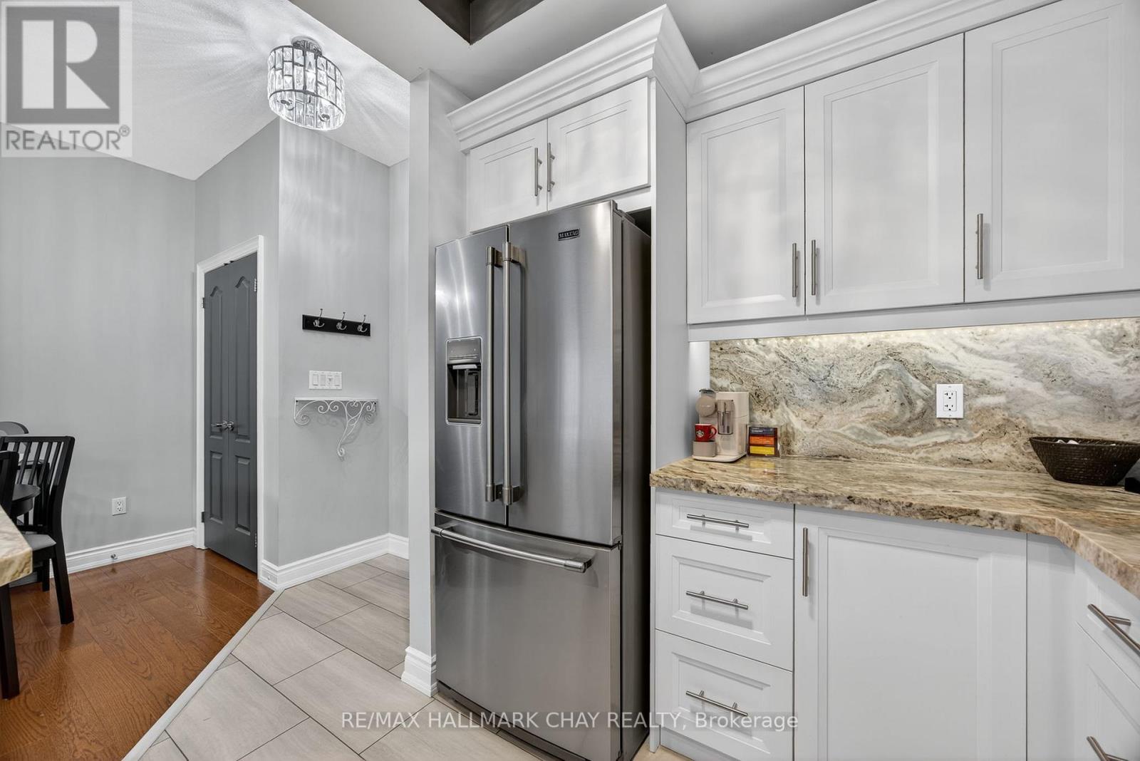 310 - 78 Sunset Boulevard, New Tecumseth, Ontario  L9R 2H5 - Photo 10 - N12508818