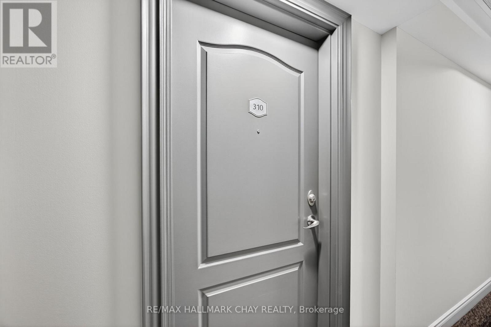 310 - 78 Sunset Boulevard, New Tecumseth, Ontario  L9R 2H5 - Photo 4 - N12508818