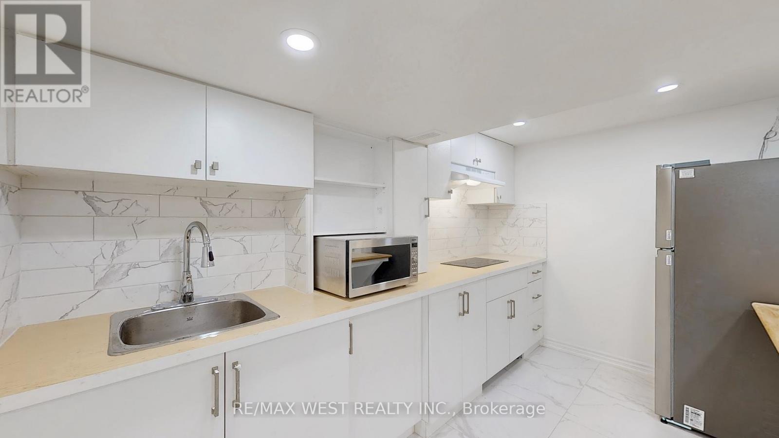 197 Vantage Loop, Newmarket, Ontario  L3X 0L3 - Photo 7 - N12508870