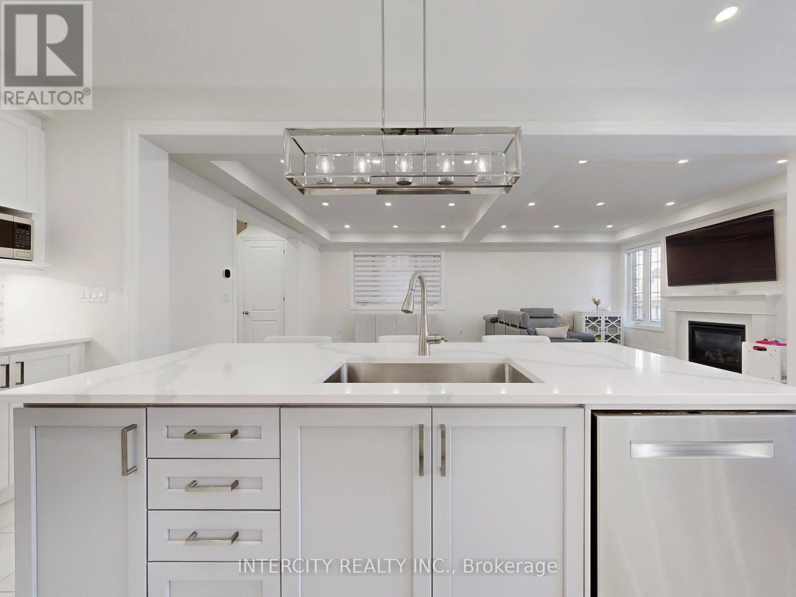 68 Klein Mills Road, Vaughan, Ontario  L4H 4W1 - Photo 14 - N12508894