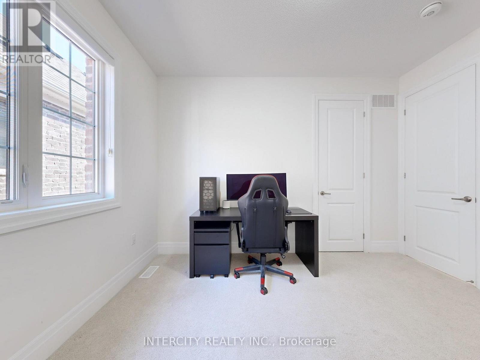 68 Klein Mills Road, Vaughan, Ontario  L4H 4W1 - Photo 32 - N12508894