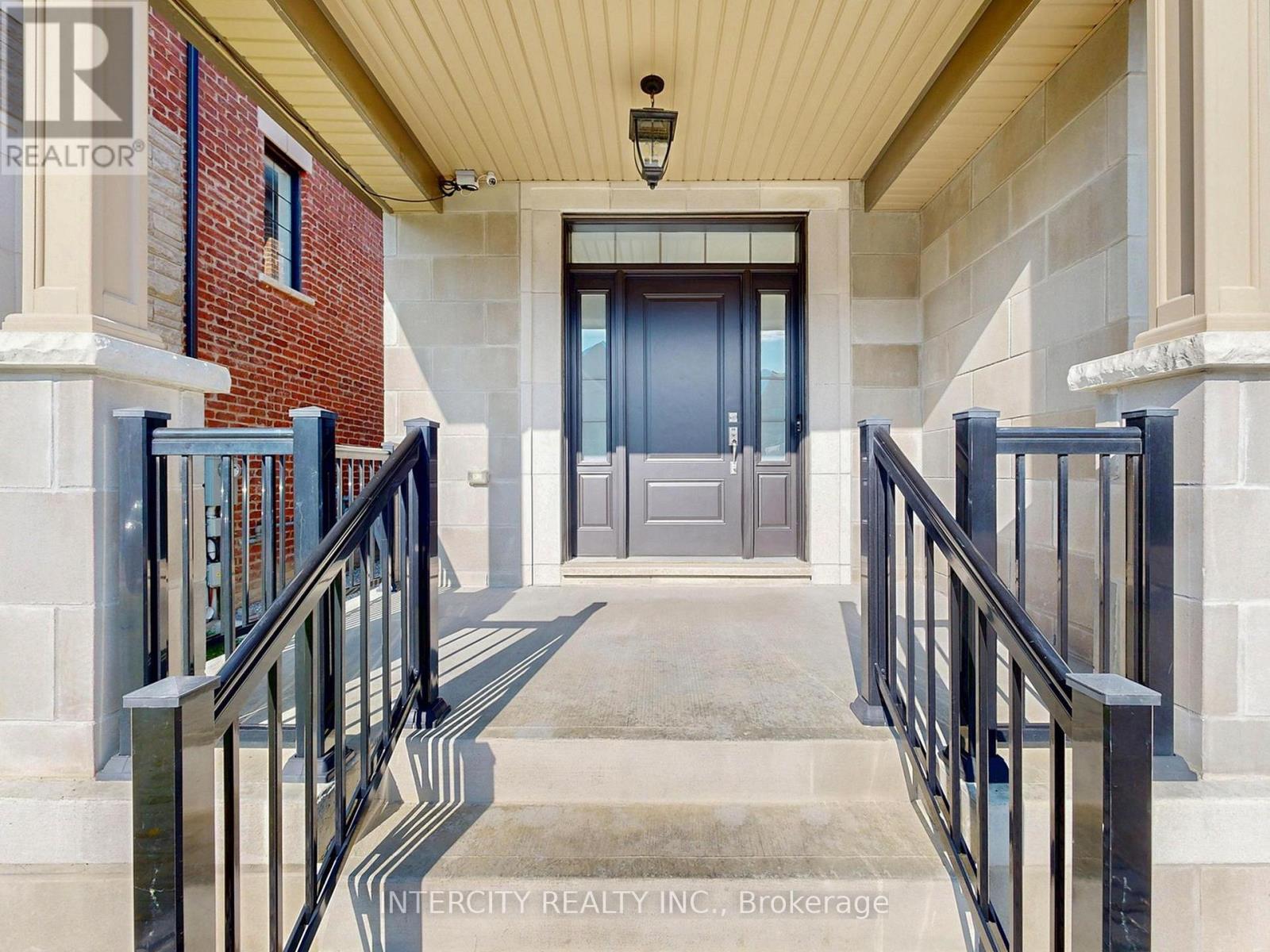 68 Klein Mills Road, Vaughan, Ontario  L4H 4W1 - Photo 4 - N12508894