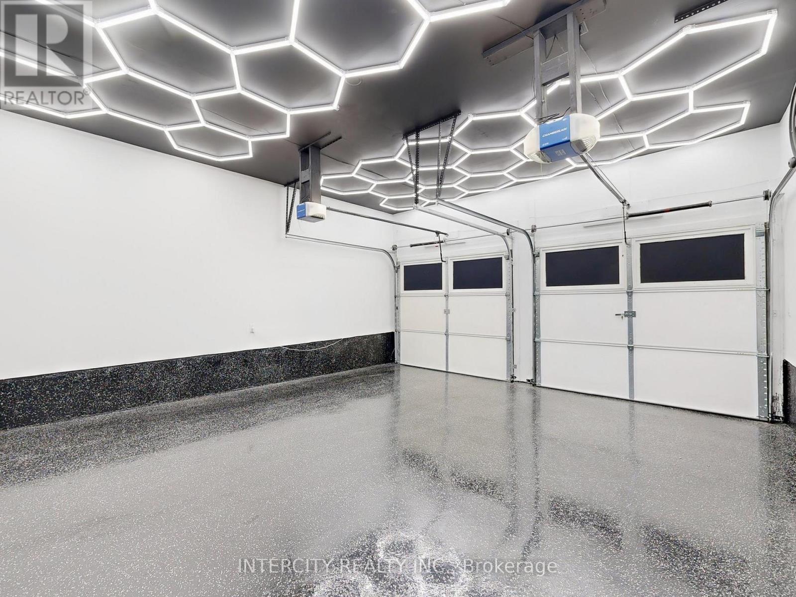 68 Klein Mills Road, Vaughan, Ontario  L4H 4W1 - Photo 45 - N12508894