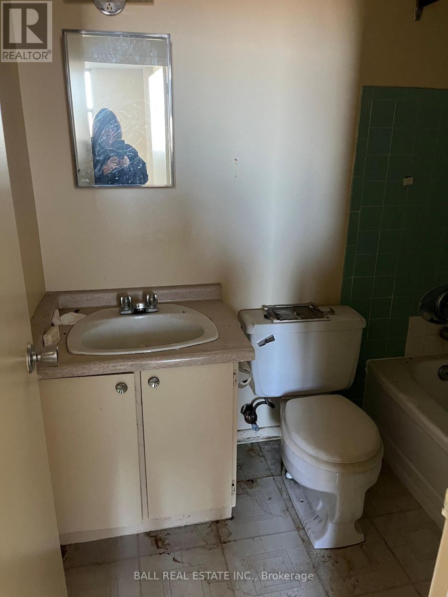 1610 - 5 Parkway Forest Drive N, Toronto, Ontario M2J 1L2 - Photo 17 - C12502628