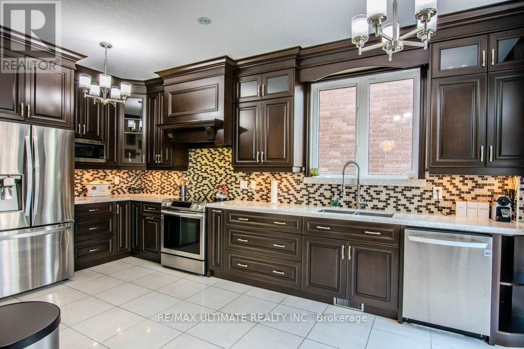 Upper - 38 Catherine Drive, Barrie, Ontario  L4N 6Z3 - Photo 13 - S12508670