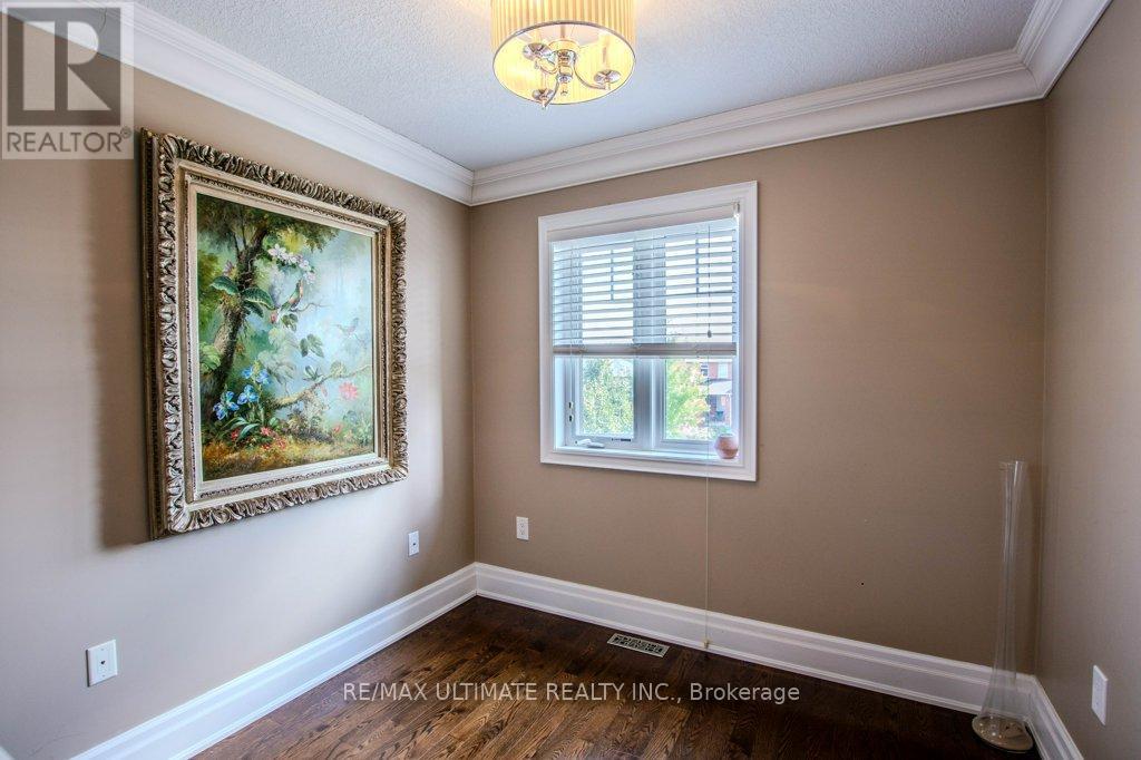 Upper - 38 Catherine Drive, Barrie, Ontario  L4N 6Z3 - Photo 19 - S12508670