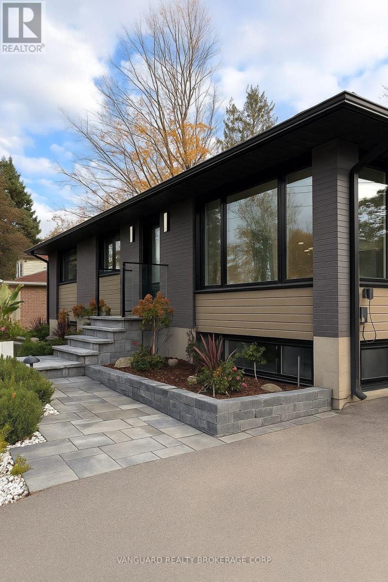 UPPER - 29 BALDWIN LANE, Barrie, Ontario