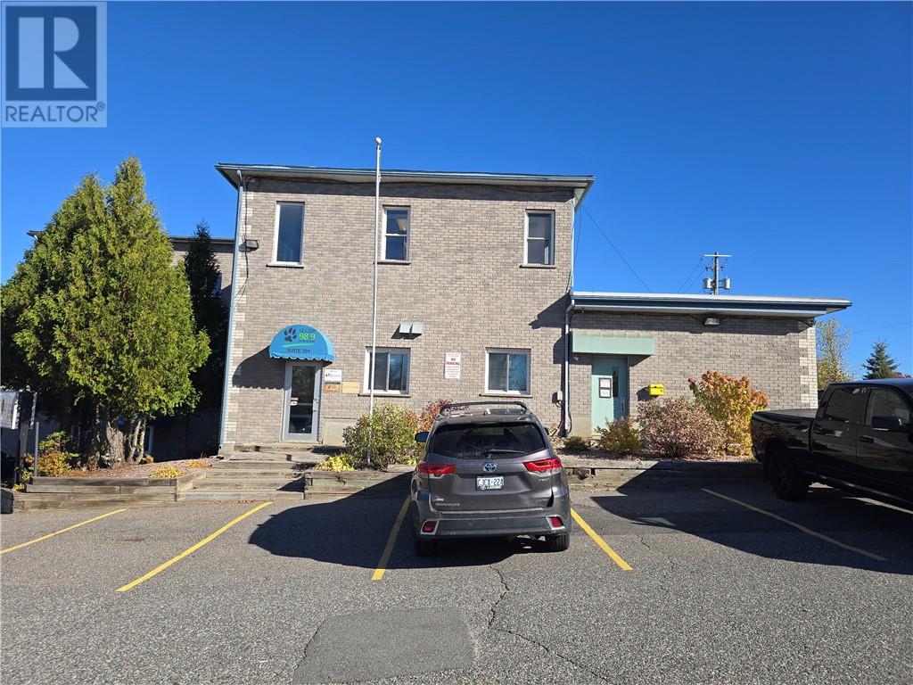 336 Pine Street, Sudbury, Ontario  P3C 1X8 - Photo 2 - 2125489