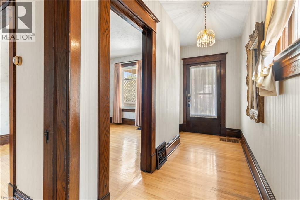 43 Mcnaughton Street, Cambridge, Ontario  N1R 1Z2 - Photo 6 - 40785542